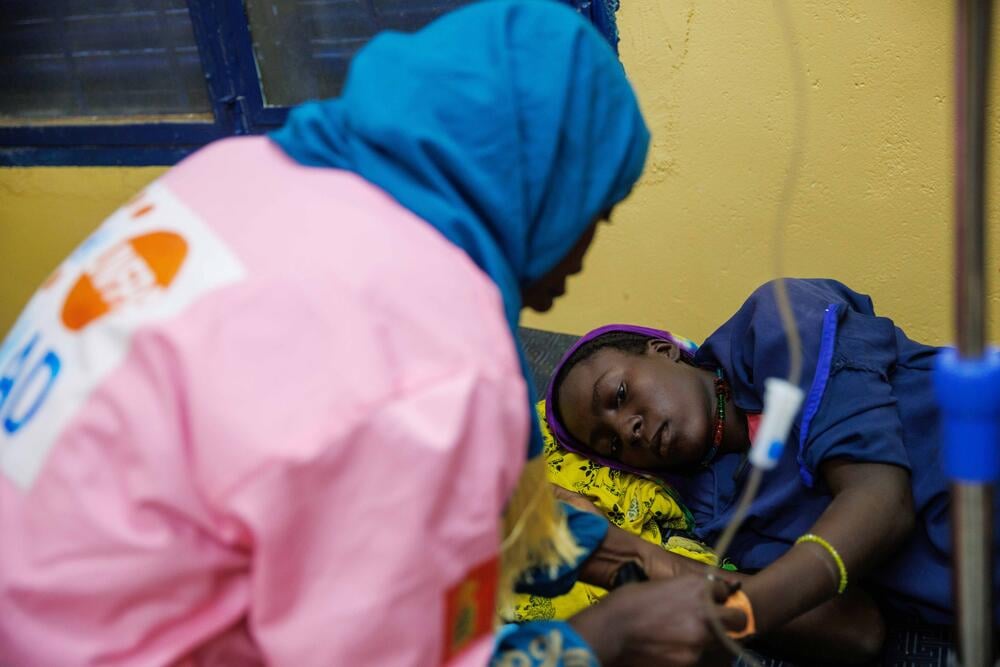 L'UNFPA Tchad soutient le nouveau centre de santé  de Farchana avec des kits de santé reproductive!