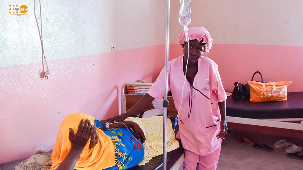 Félicitations à Denemba Iye Beatrice, sage femme UNFPA exerçant  à l'hôpital provincial de Bol 