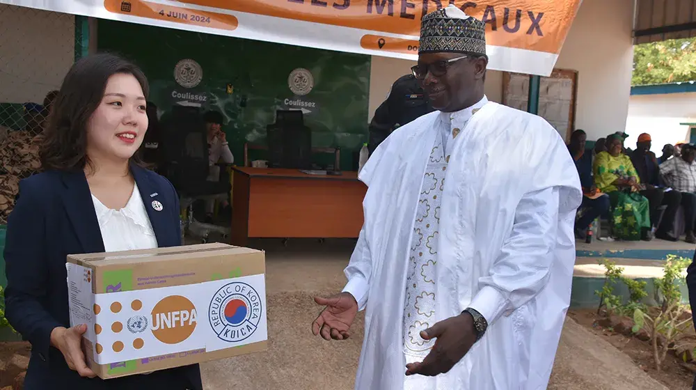 Santé sexuelle et reproductive au Tchad : UNFPA avec l'appui financier de KOICA fait un don des équipements médicaux à la délégation provinciale de santé du Logone Oriental !